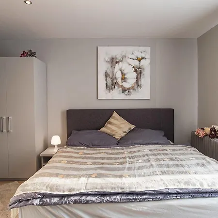 Libusina Guest house 3*