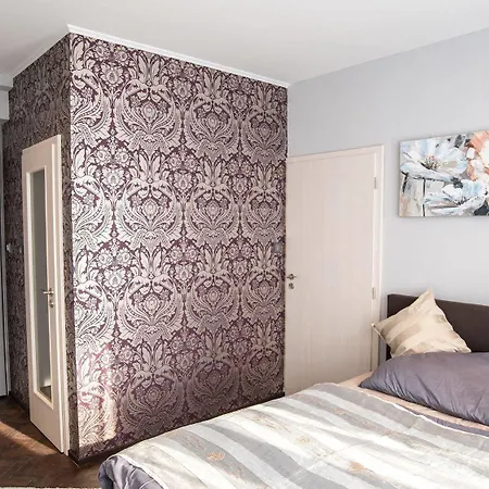 Guest house Libusina 3*